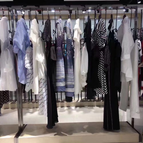 夏季品牌女裝尾貨庫存走份批發 廣州服裝、鞋帽與箱包國內貿易代理全解析